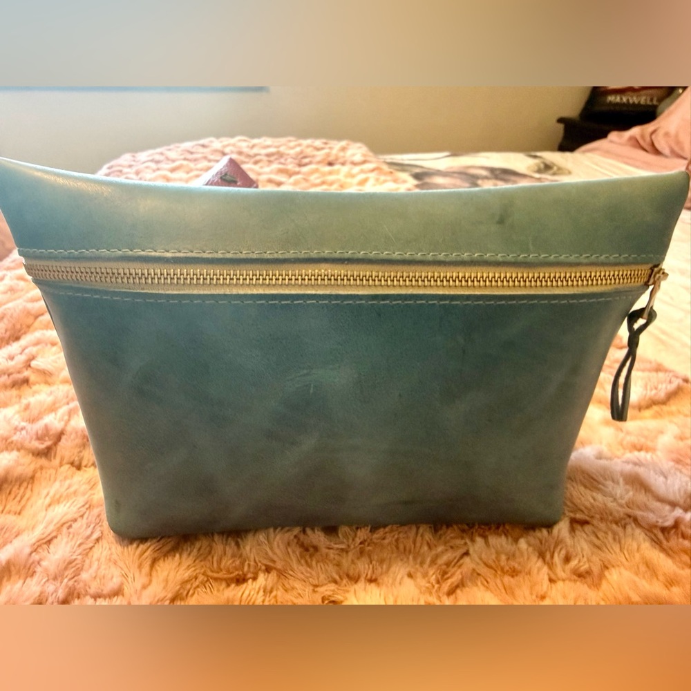 PLG Aqua XL Makeup Bag